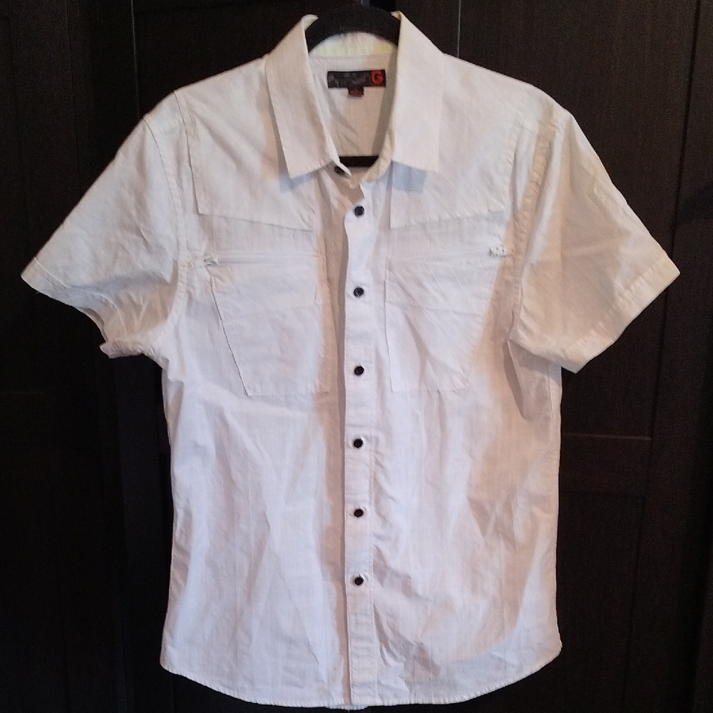 Guess Cotton Men's White Short-Sleeve Button-Down Shirt W/ Cool Details - Medium
